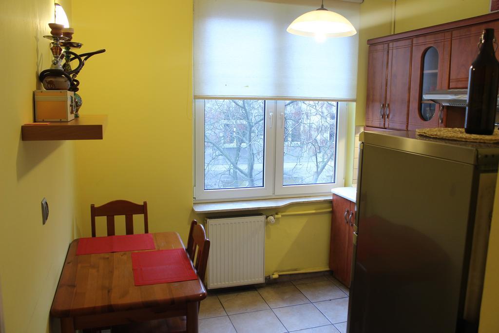 Pokoje Na Chmielnej 2 Hostel Βαρσοβία Δωμάτιο φωτογραφία