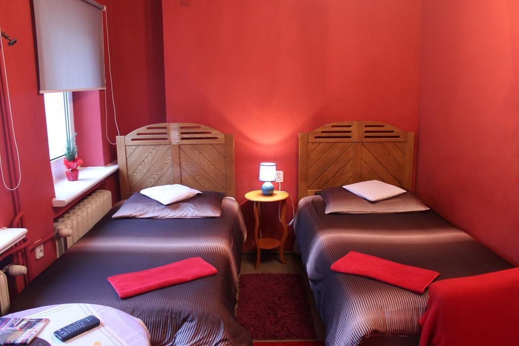 Pokoje Na Chmielnej 2 Hostel Βαρσοβία Δωμάτιο φωτογραφία