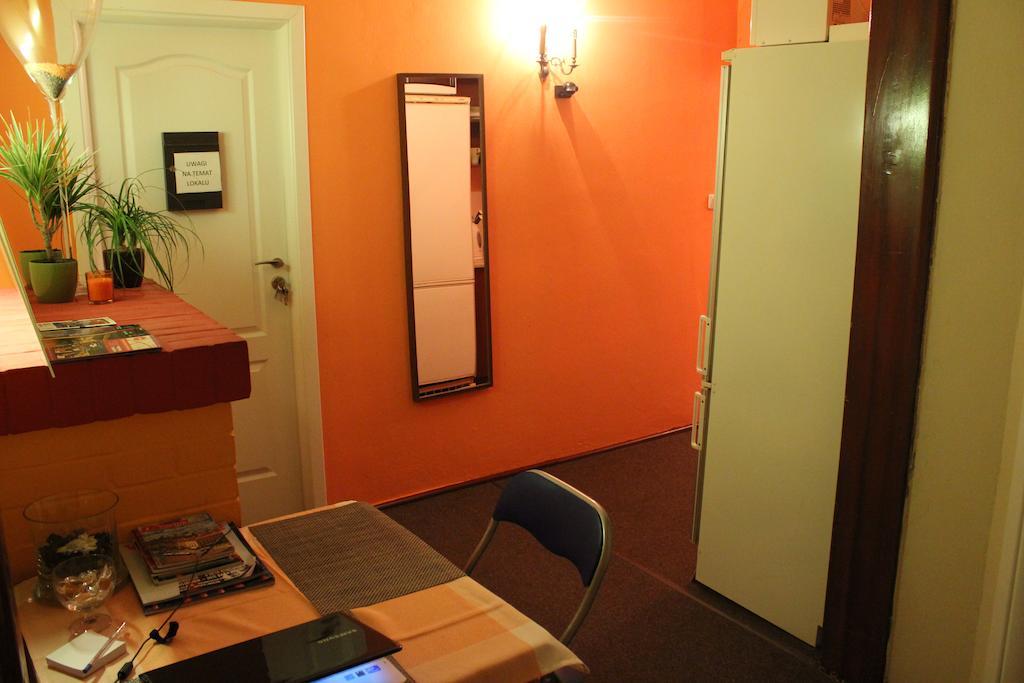 Pokoje Na Chmielnej 2 Hostel Βαρσοβία Εξωτερικό φωτογραφία